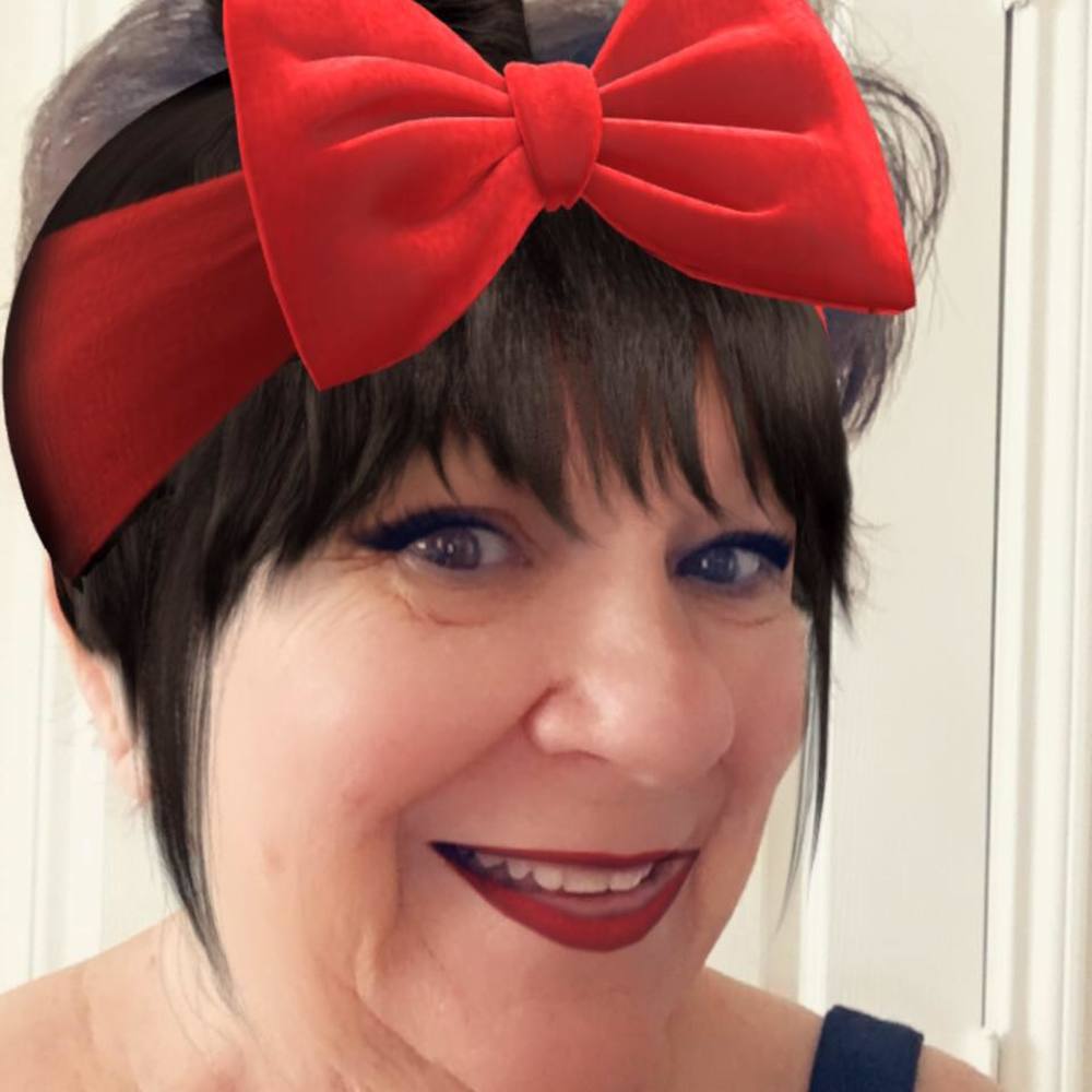 Meet your Posher, Brenda